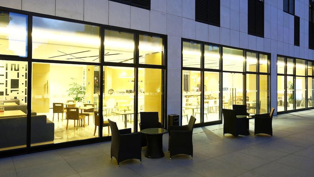 Holiday Inn Express Shanghai Gongkang By Ihg Dış mekan fotoğraf