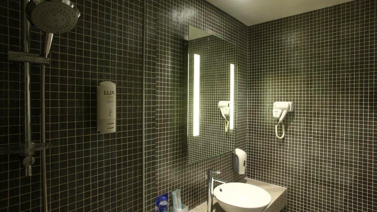Holiday Inn Express Shanghai Gongkang By Ihg Dış mekan fotoğraf